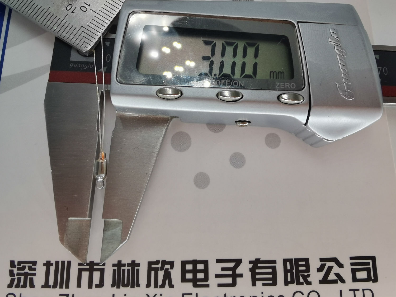 深圳林欣電子3.0*10MM藍色氖燈尺寸圖